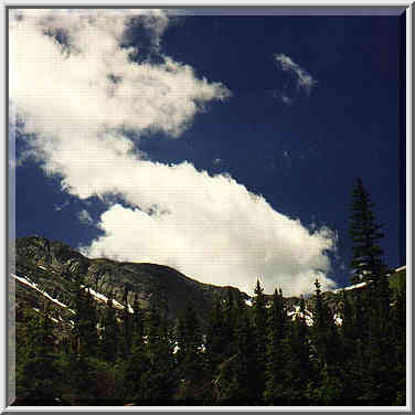 walking from Alvarado Campground to Goodwin Lakes 7/4/97