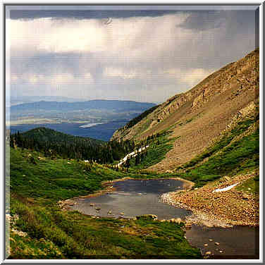 dayhike near Goodwin lakes