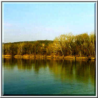 View of Wabash River from Davis Ferry Bridge ...[2 words]... Lafayette. Indiana, January 31, 1998.