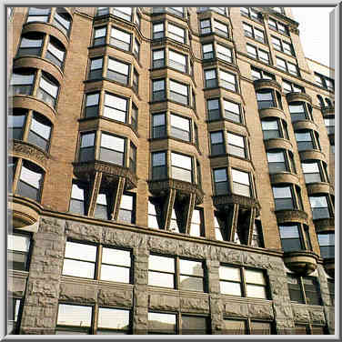 Manhattan Building at 431 S. Dearborn St. (1890). Chicago, October 12, 1999.