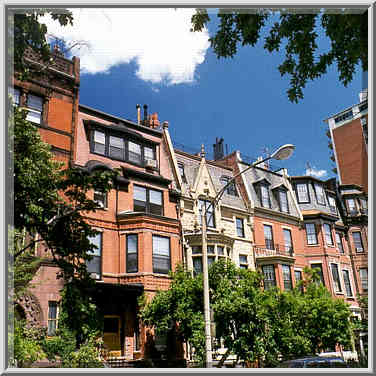 Beacon St. at Back Bay in Boston, August 3, 1999.