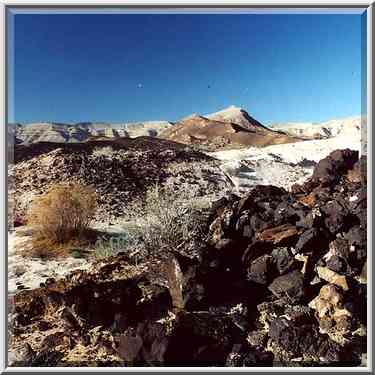 Big Crater (Makhtesh Gadol), black rocks and ...[5 words]... The Middle East, December 23, 2000