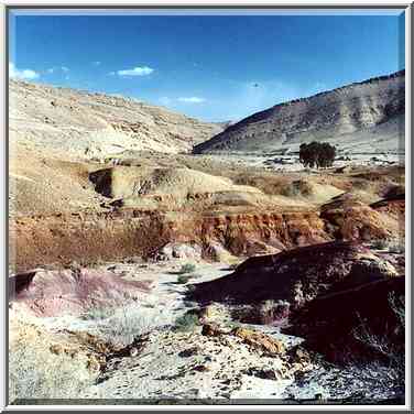 Big Crater (Makhtesh Gadol), with an entrance ...[6 words]... The Middle East, December 23, 2000