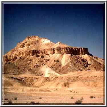 Negev Desert south from Ramon crater, near Paran ...[10 words]... Eilat. The Middle East, March 22, 2001