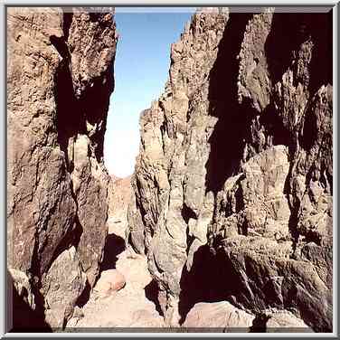 Narrow part of the canyon of Mapalim creek, wadi ...[7 words]... Eilat. The Middle East, March 22, 2001