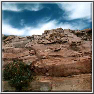 View from a wadi near copper mines in western ...[3 words]... Eilat. The Middle East, April 25, 2001