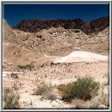 Approaching Ramons Tooth (black hill) at southern ...[9 words]... Ramon. The Middle East, May 3, 2001