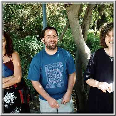 Sharona Shemtovs, Shimshon Kallush, and Bilha ...[10 words]... Haifa, the Middle East, May 25, 2001