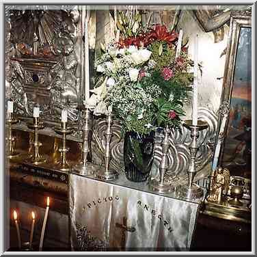 Western wall of the Chapel of the Sepulchre in ...[9 words]... the Middle East, June 28, 2001